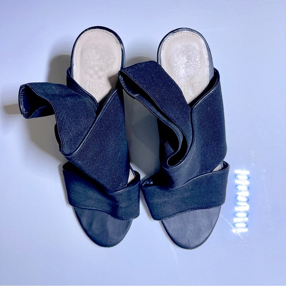 Vince Camaro Black Elastic Peep-Toe Wedge - Picture 4 of 7